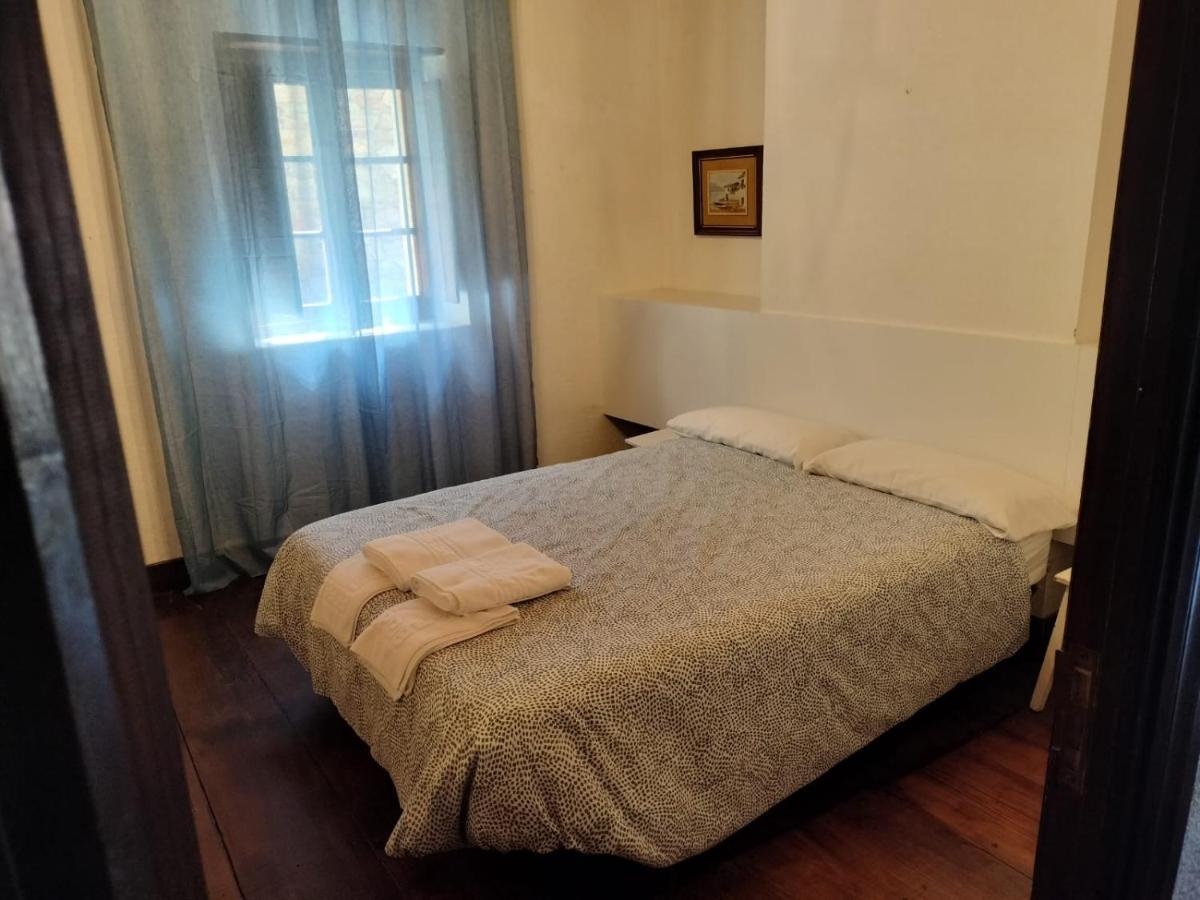 Albergue Camino Y Leyenda Trabadelo Eksteriør bilde